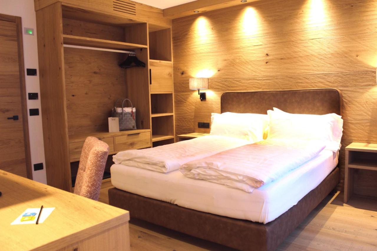Hotel Li Anta Rossa 리비뇨 외부 사진